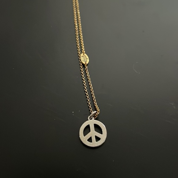Vintage juicy couture peace sign necklace - Picture 4 of 4